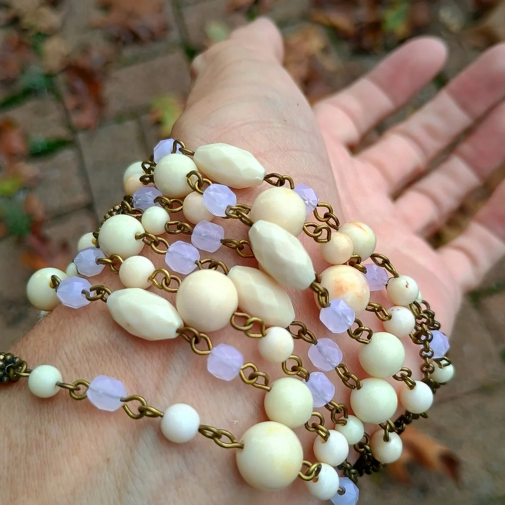 Gorgeous, art deco style, opera length, celluloid, lucite rope necklace, deco